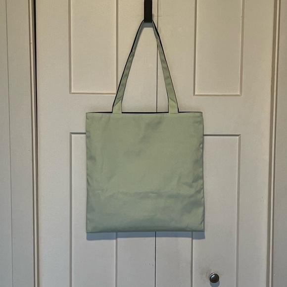 Prada Mint Green Reversible Tote with Black Pouch NWOT - Picture 4 of 9